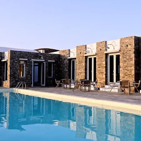 Ξενοδοχείο με διαμερίσματα ρίζες 3*