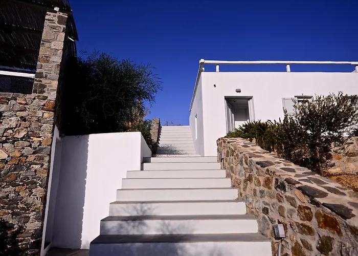 Rizes Apartahotel Livadakia